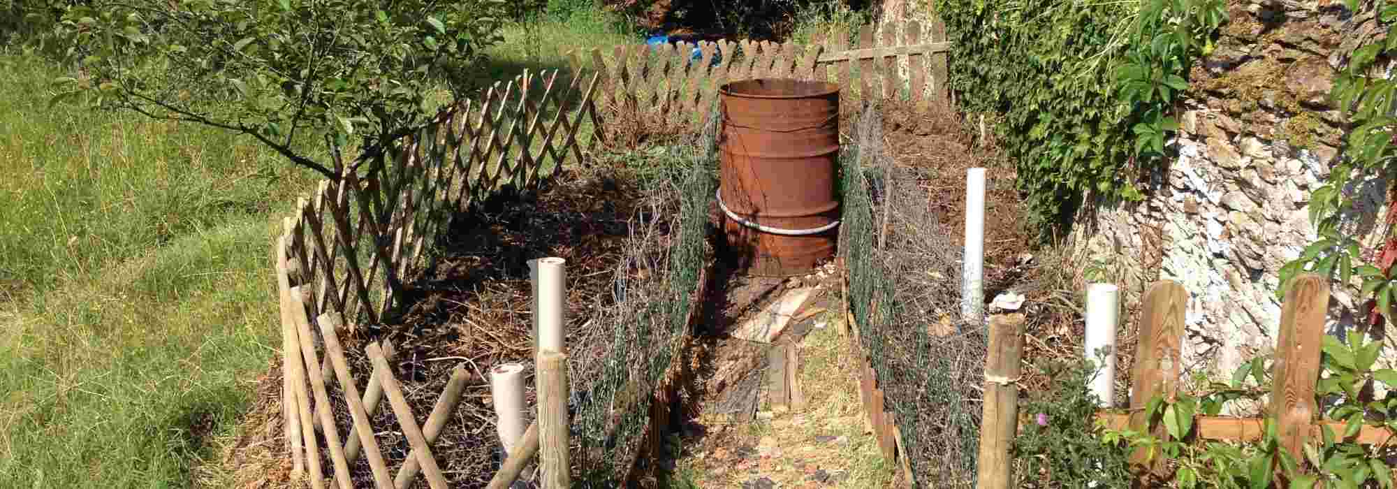 Keyhole garden
