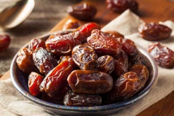 How to Dry Dates?