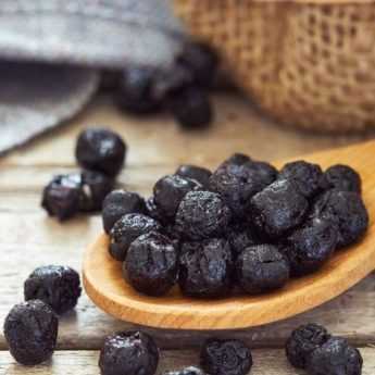 How to Dry Aronia Berries?
