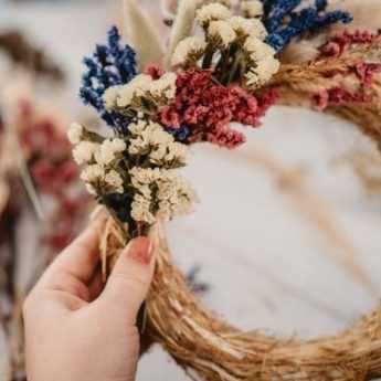Making a dried flower crown