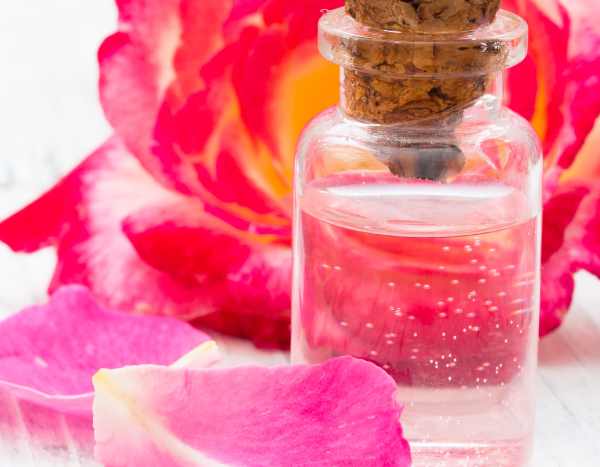 How to make homemade floral water?