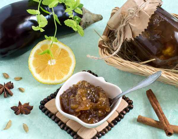 How do you make aubergine jam?