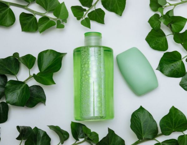 How to make a natural ivy shampoo?