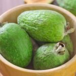 How to harvest and store feijoa fruits?