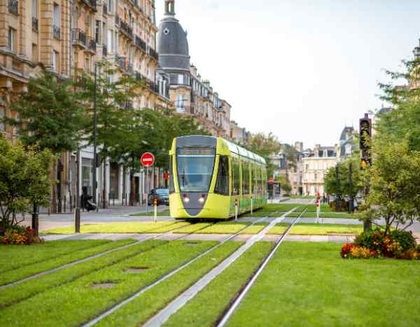 What is a green city or sustainable city?