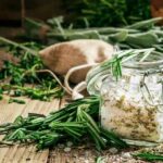 How to make your own herb-flavoured salt?