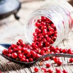 How to harvest, preserve and use pink peppercorns in cooking?