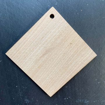 Chestnut diamond-shaped 9.5 x 9.5 cm hanging label