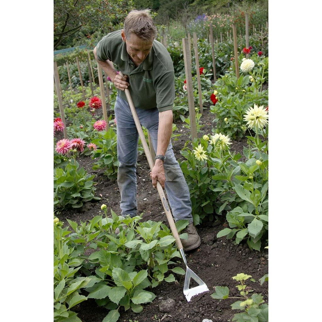 Spear and Jackson traditional double-sided Dutch hoe 