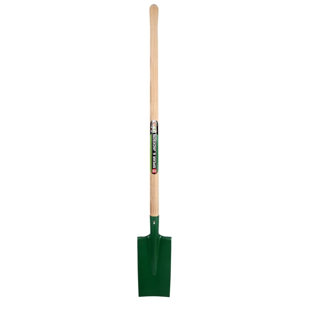 24 cm border spade with a 100cm wooden handle from Spear & Jackson