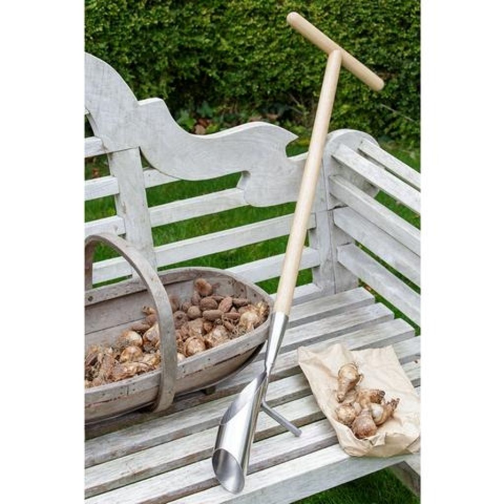 Long-handled bulb planter by Burgon & Ball - RHS Range