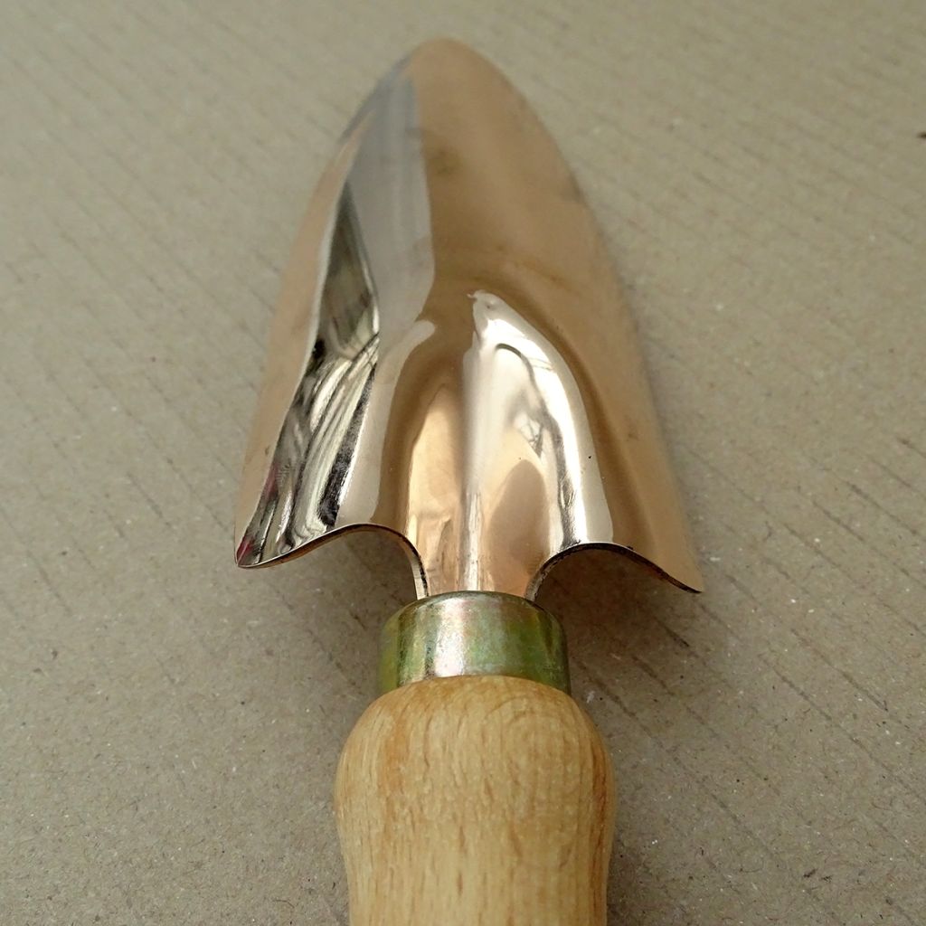 Copper transplanting trowel, Mira model by PKS Bronze