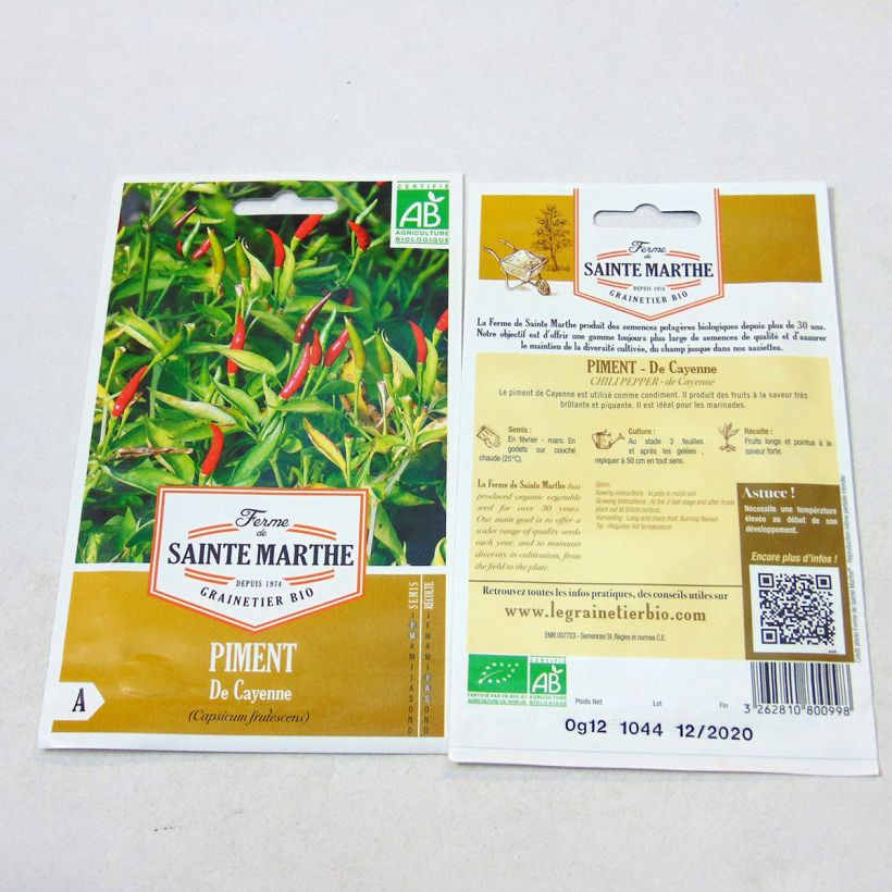 Example of Cayenne Pepper - Ferme de Sainte Marthe Seeds specimen as delivered