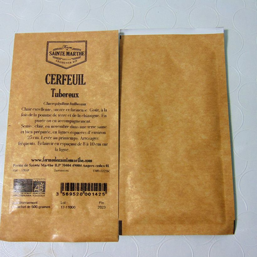 Example of Organic tuberous chervil - 'Ferme de Sainte Marthe' per pack of 500 seeds (1g) specimen as delivered