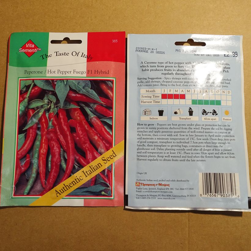 Example of Chilli Pepper Fuego F1 per pack of 20 seeds specimen as delivered