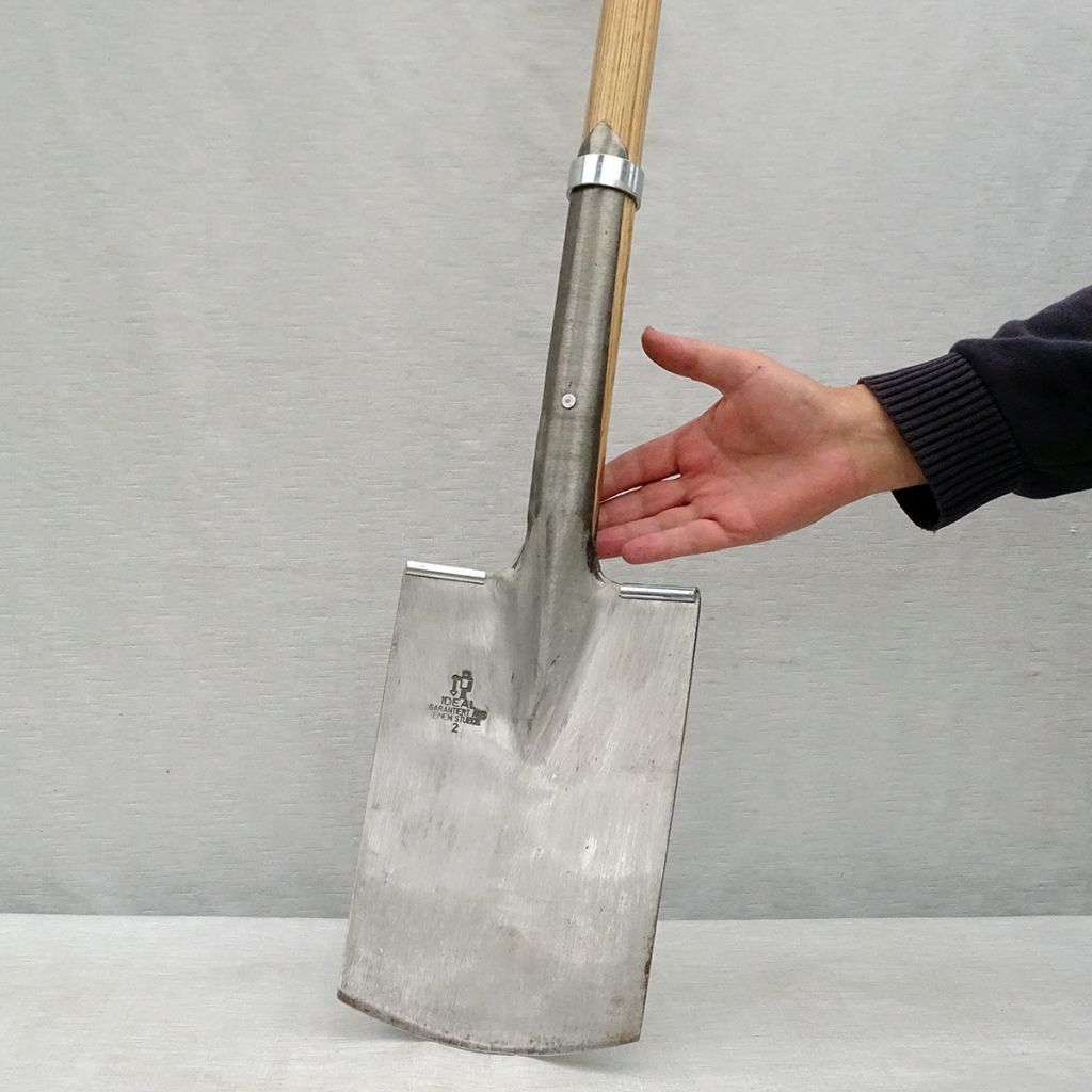 Electrolysed-steel Nursery Spade - Gschwind Artisan Range