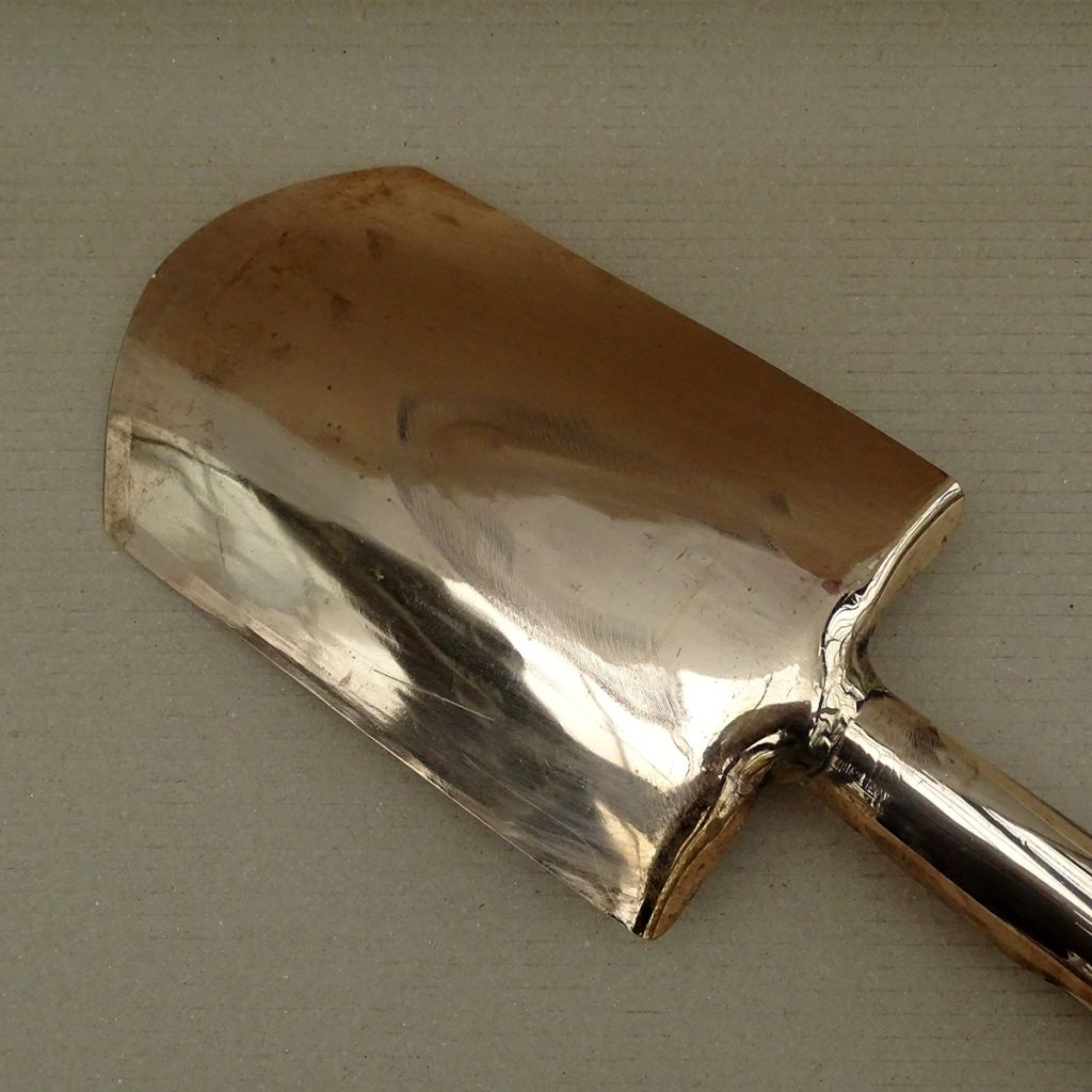 PKS Bronze Copper Spade with a Traditional Handle - Auva Model