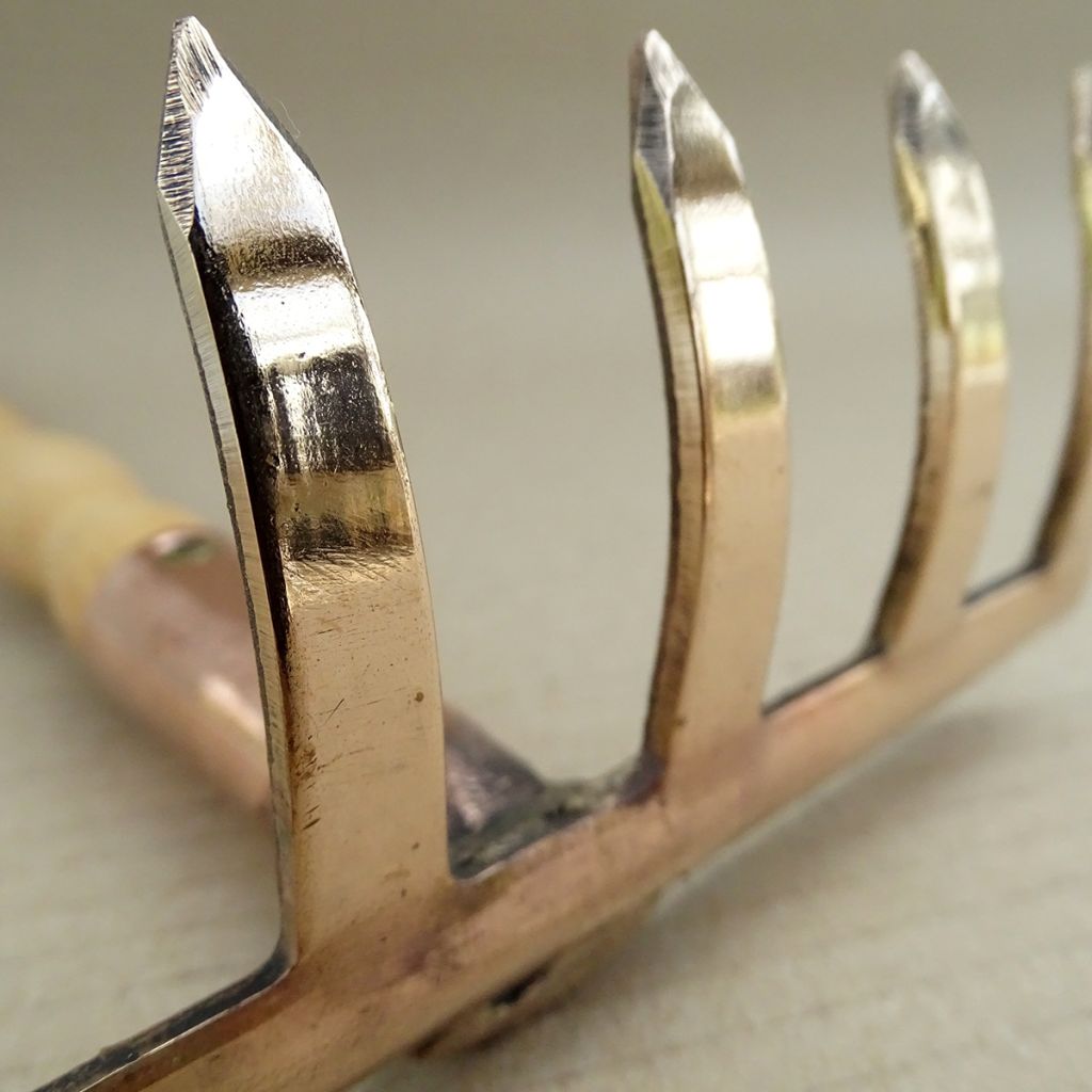 PKS Bronze Atik Copper Hand Rake